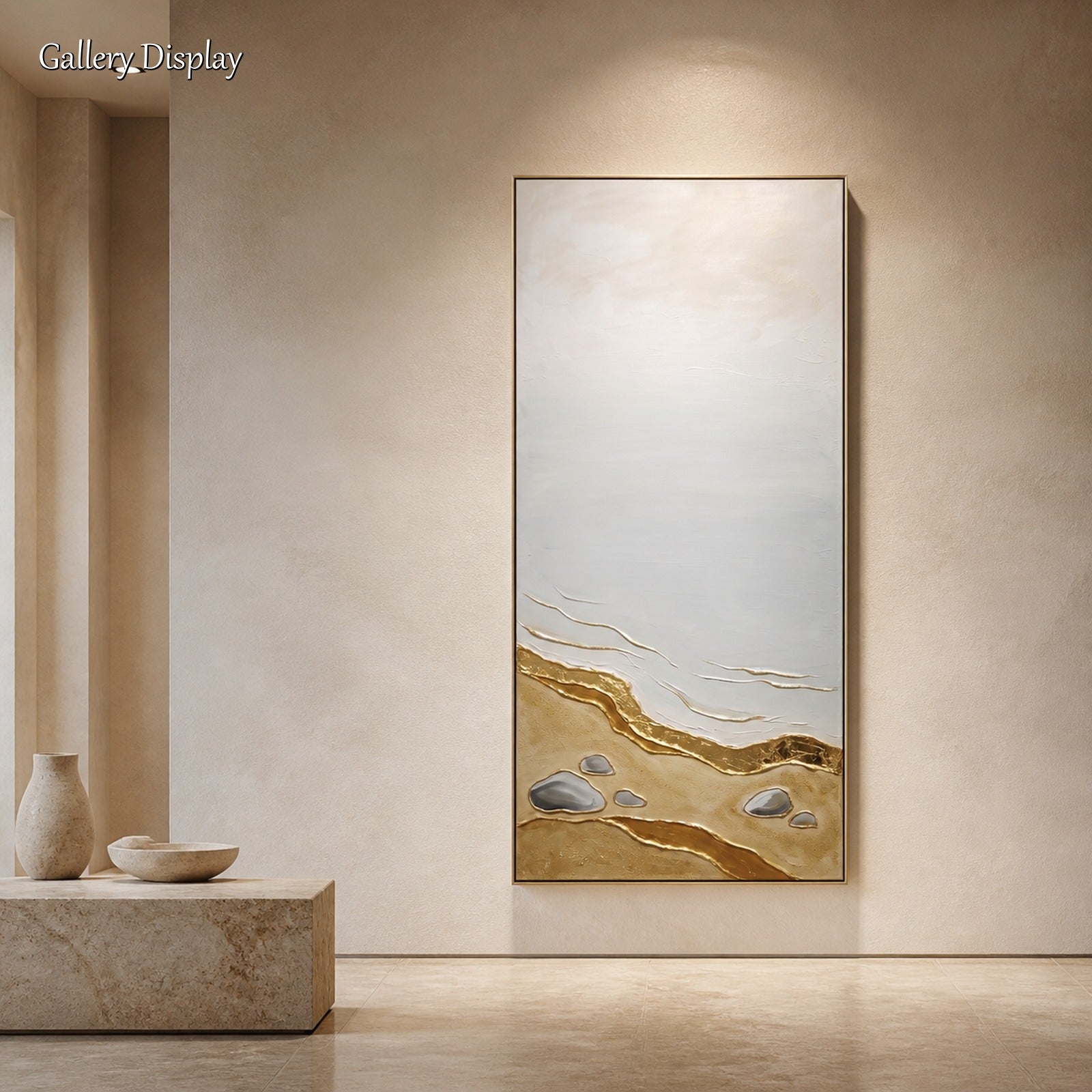 Quadro 3D raffigurante una spiaggia dorata con texture e dettagli metallici, ideale per l'arredamento di un soggiorno moderno